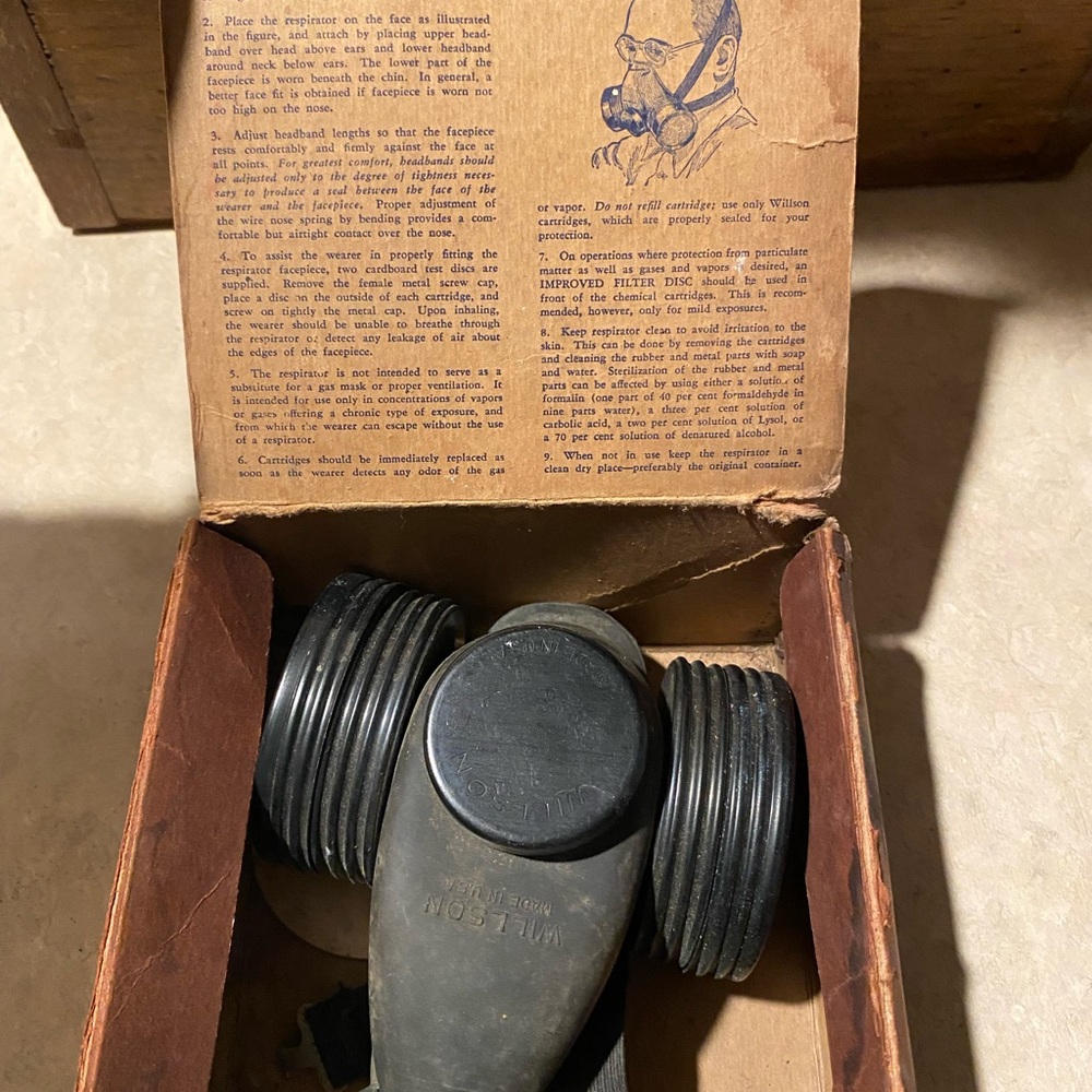 Vintage Genuine Wilson Chemical Cartridge Respirator USA collectible steampunk